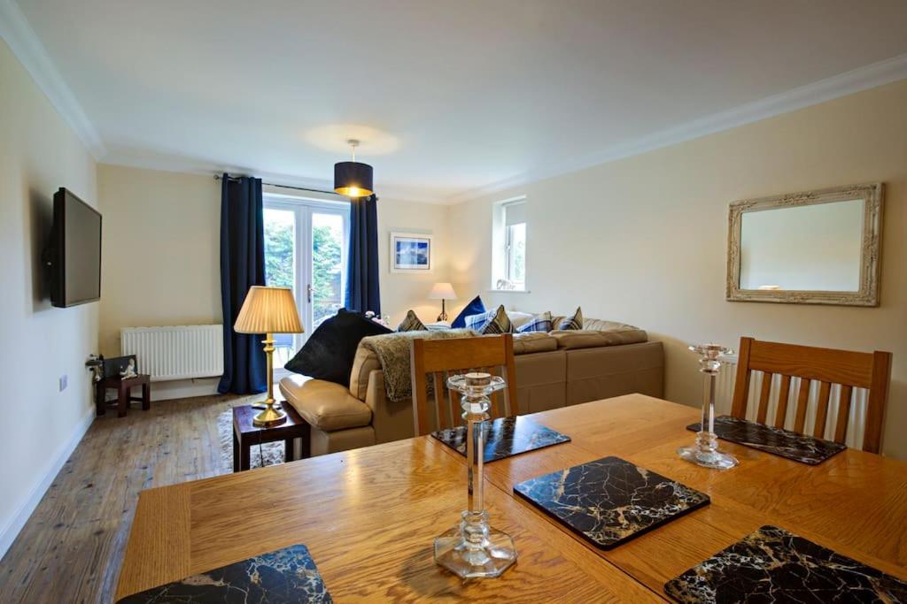 Ingledale Apartment, Ingleton, Yorkshire Dales National Park, Famous Three Peaks, Near The Lake District, Pets Are Welcome Ingleton  Exterior photo