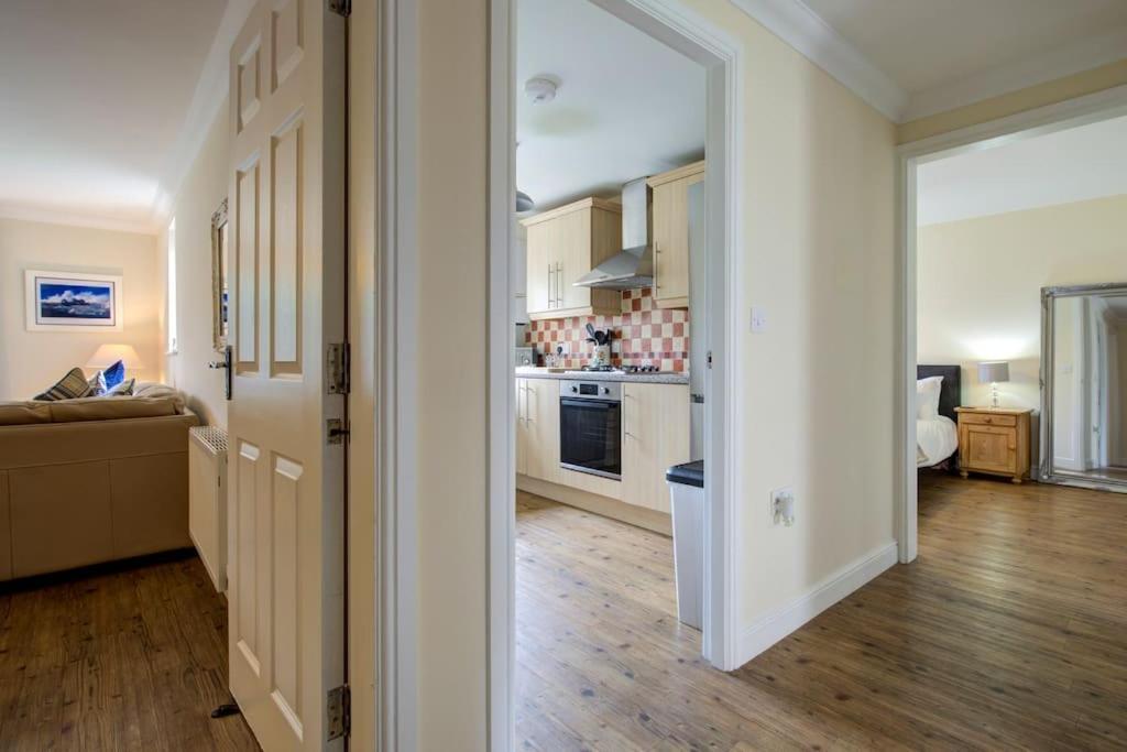 Ingledale Apartment, Ingleton, Yorkshire Dales National Park, Famous Three Peaks, Near The Lake District, Pets Are Welcome Ingleton  Exterior photo