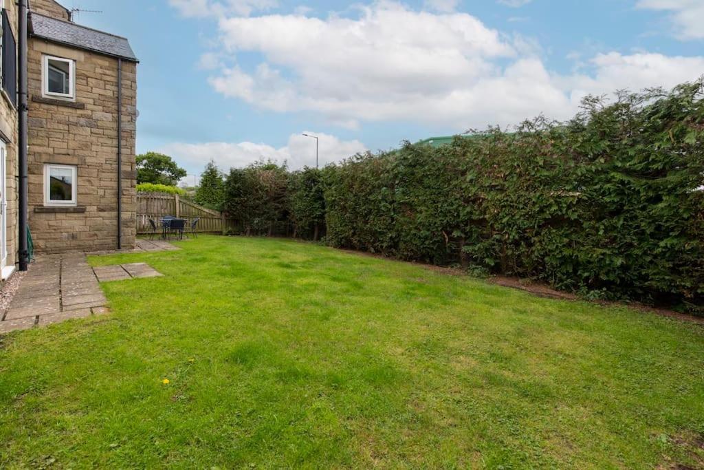 Ingledale Apartment, Ingleton, Yorkshire Dales National Park, Famous Three Peaks, Near The Lake District, Pets Are Welcome Ingleton  Exterior photo