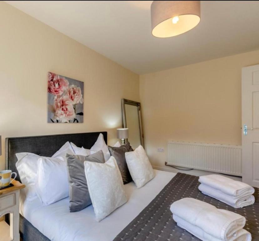 Ingledale Apartment, Ingleton, Yorkshire Dales National Park, Famous Three Peaks, Near The Lake District, Pets Are Welcome Ingleton  Exterior photo