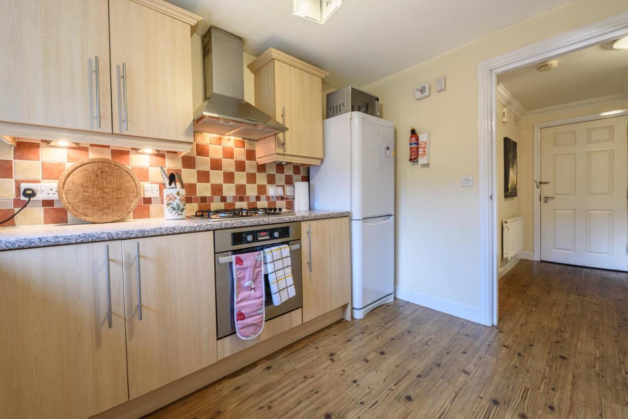 Ingledale Apartment, Ingleton, Yorkshire Dales National Park, Famous Three Peaks, Near The Lake District, Pets Are Welcome Ingleton  Exterior photo